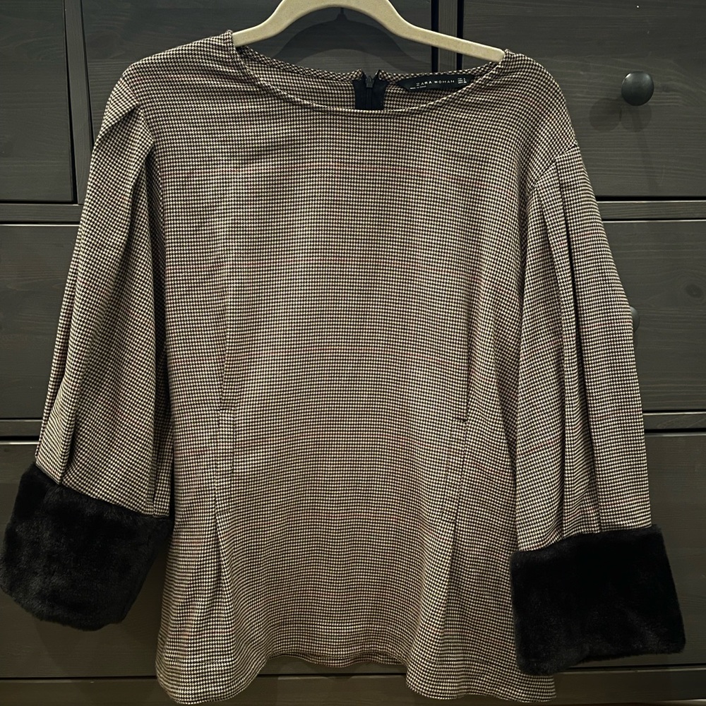 Houndstooth Brown & Beige Zara Top w/ Fur Trim Sleeves